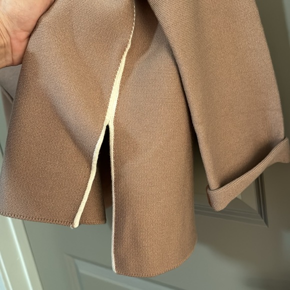 Buru Boxy Turtleneck size XS/S - Picture 7 of 8